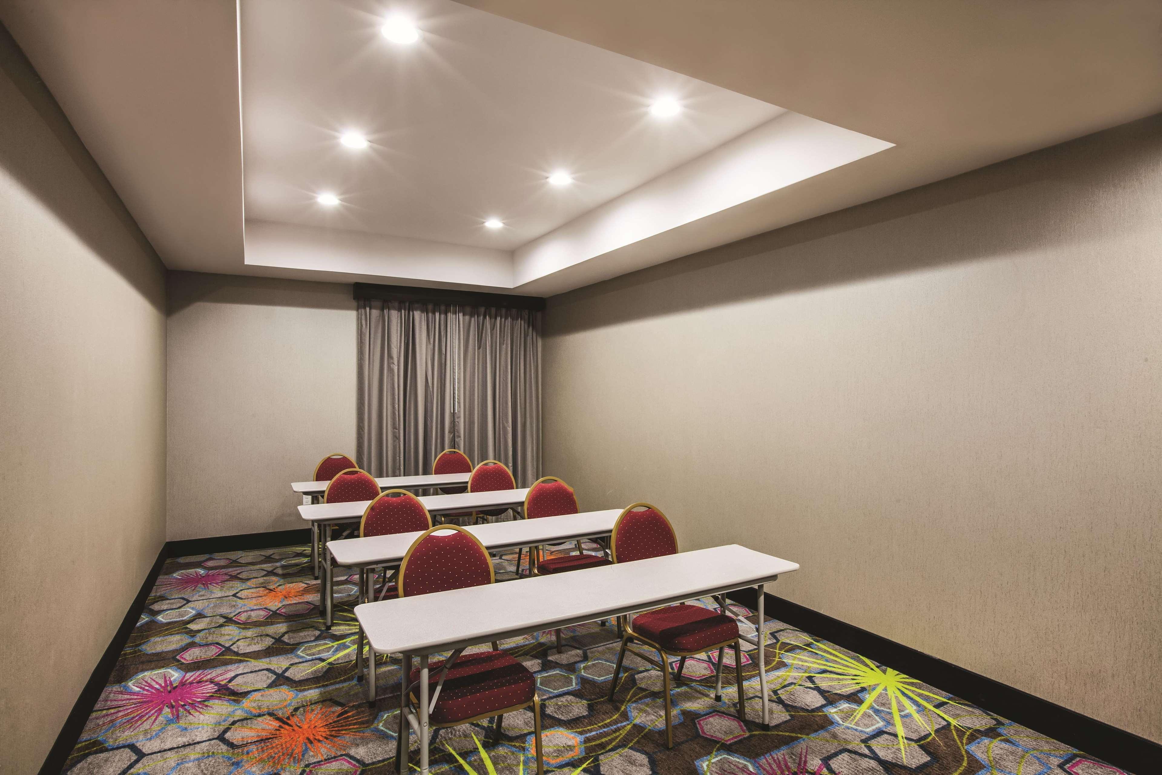 La Quinta Inn & Suites Port Allen La Kültér fotó